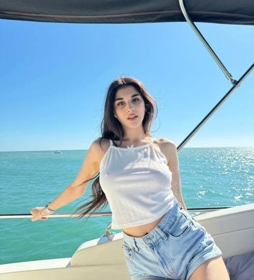 model escort girls in Mumbai